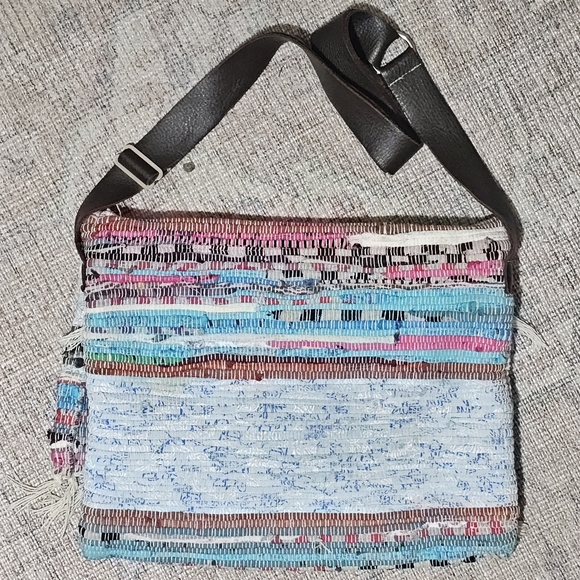 Native Honey Recycled Rag Rug Shoulder Bag Bohemian Festival Market School Indie - Picture 4 of 9